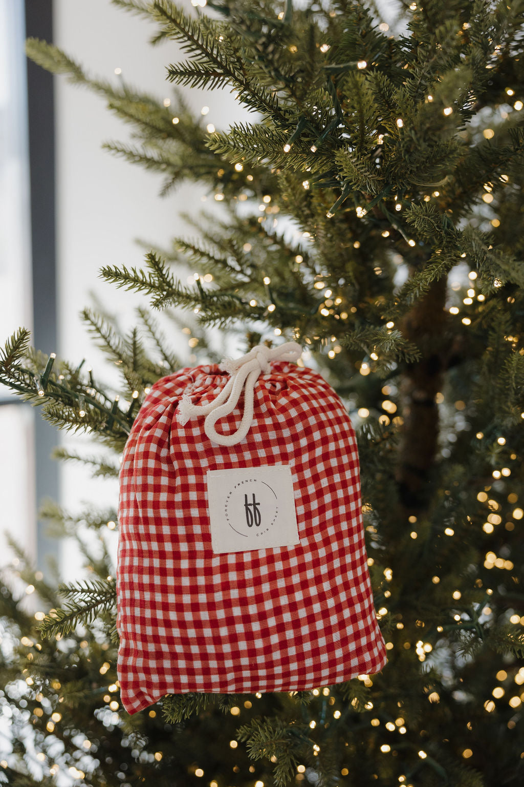 Muslin Crib Sheet | Red Gingham