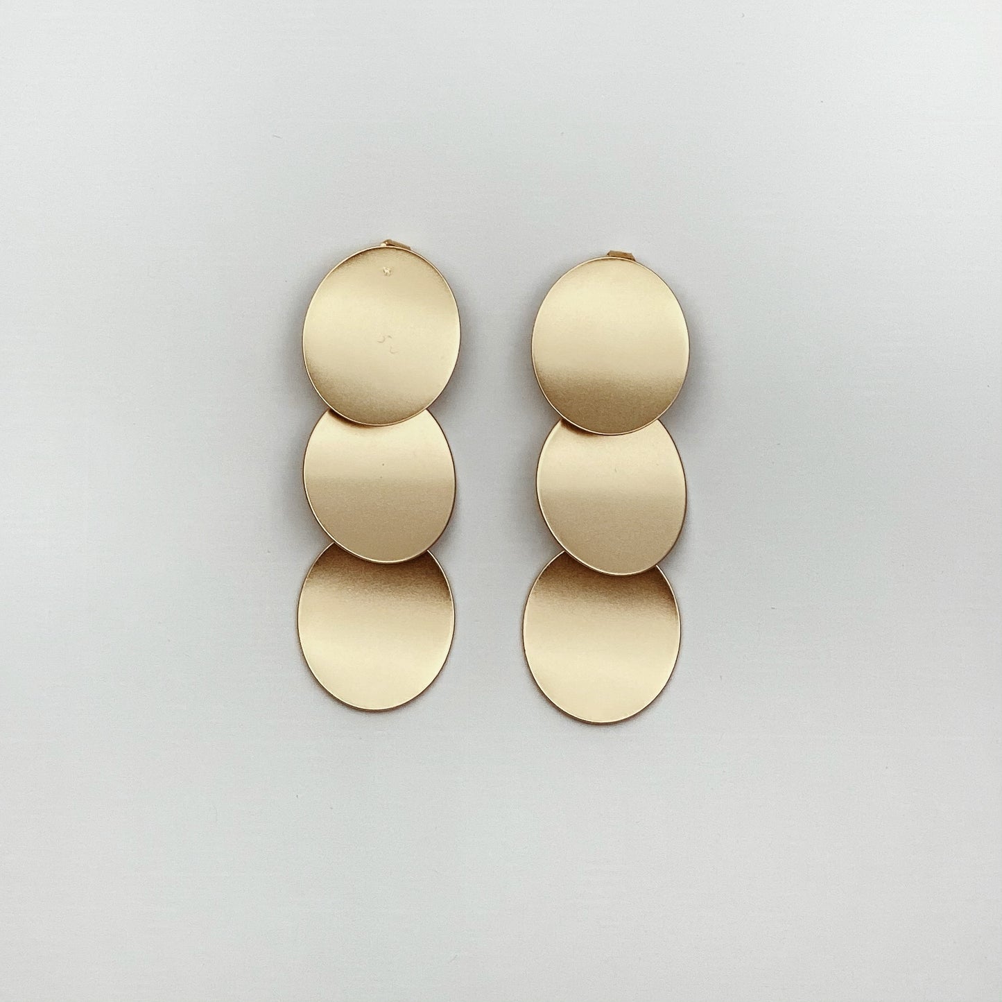 "Lucky" matte gold earrings