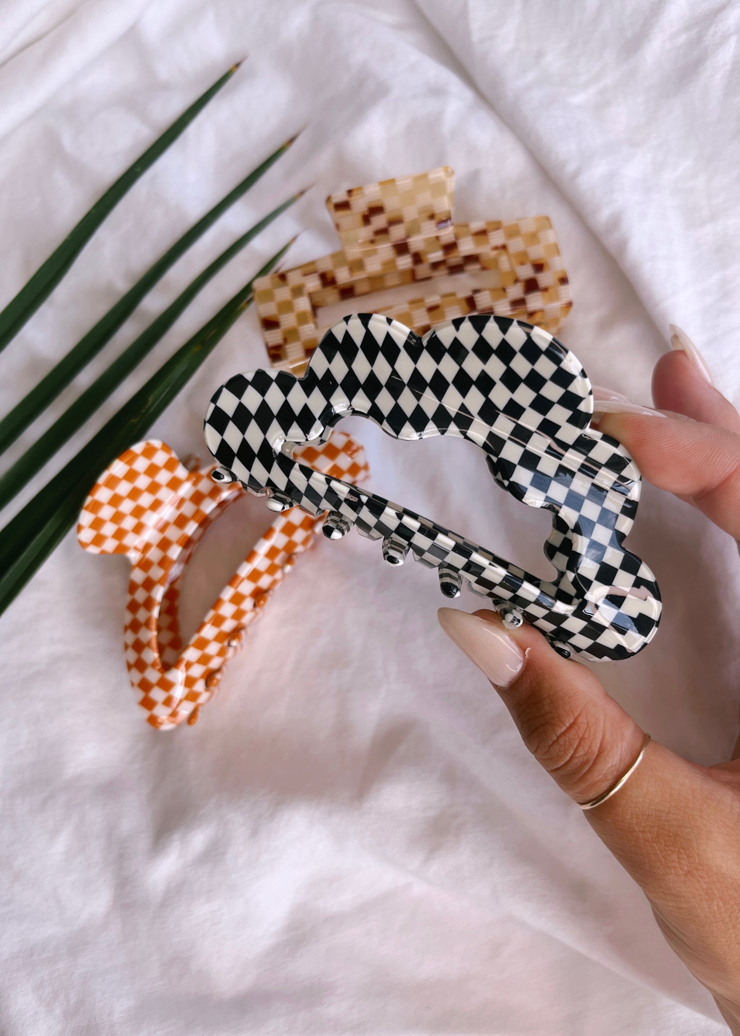 Checkered claw clips